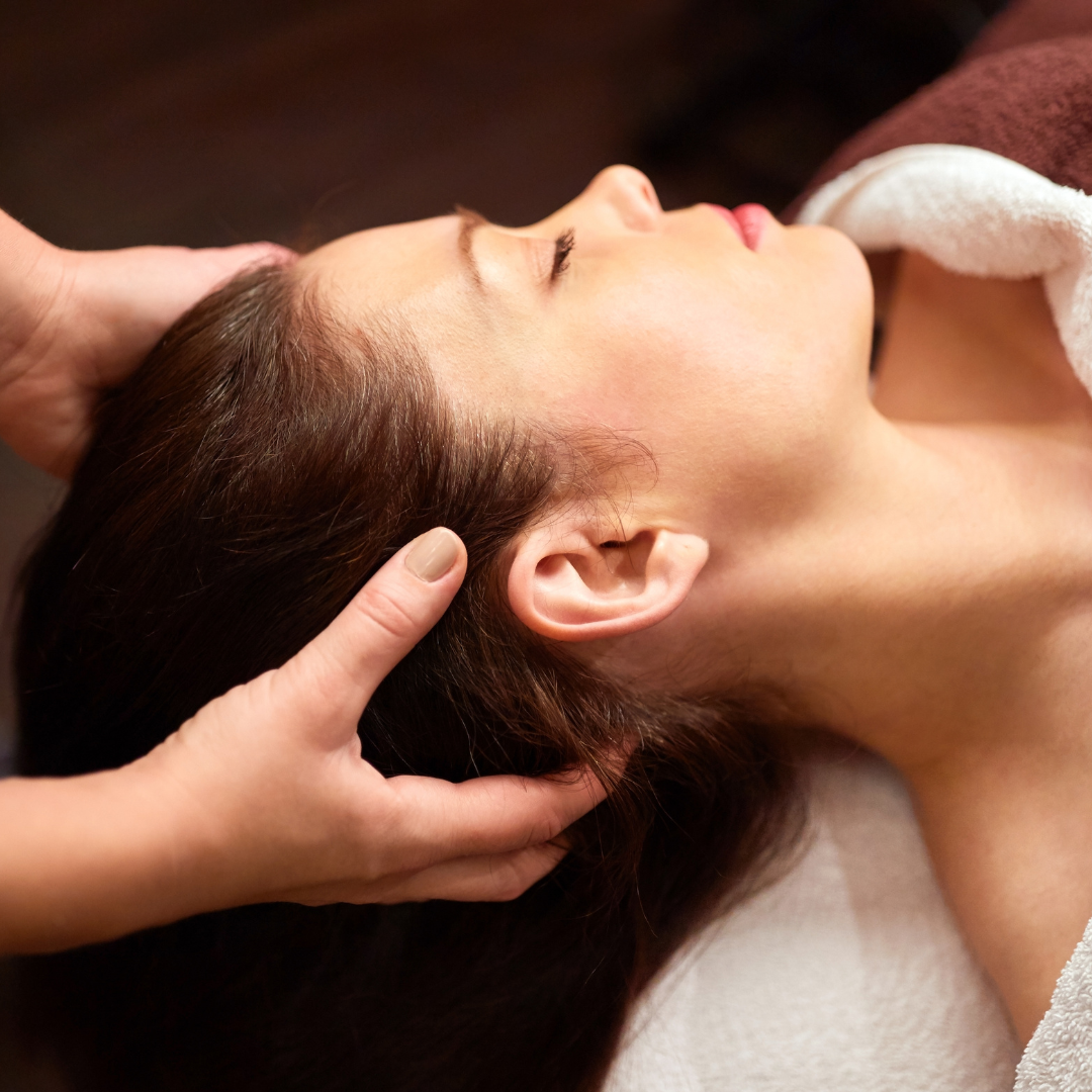 Dee Dee Thai Massage Paris 8 - DEEDEETHAI Massage aux huiles 01